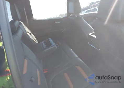 2021 GMC Sierra 1500 4Wd Short Box At4 from USA, damaged, VIN 3GTP9EEL3MG410426